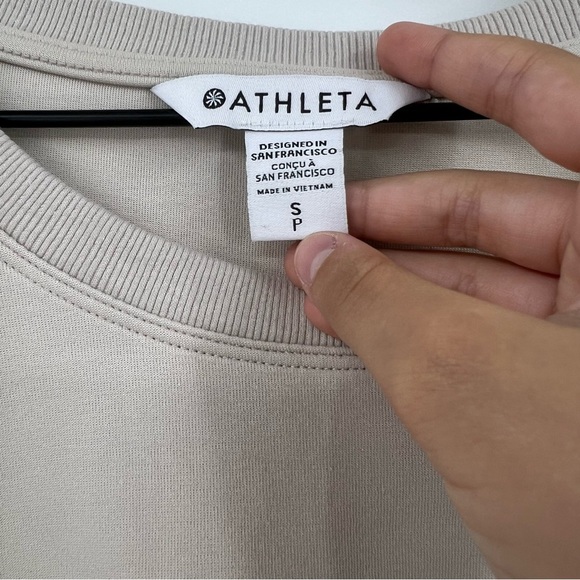 Athleta Harlow Hybrid Tee Size Small Tan Beige - Picture 2 of 6
